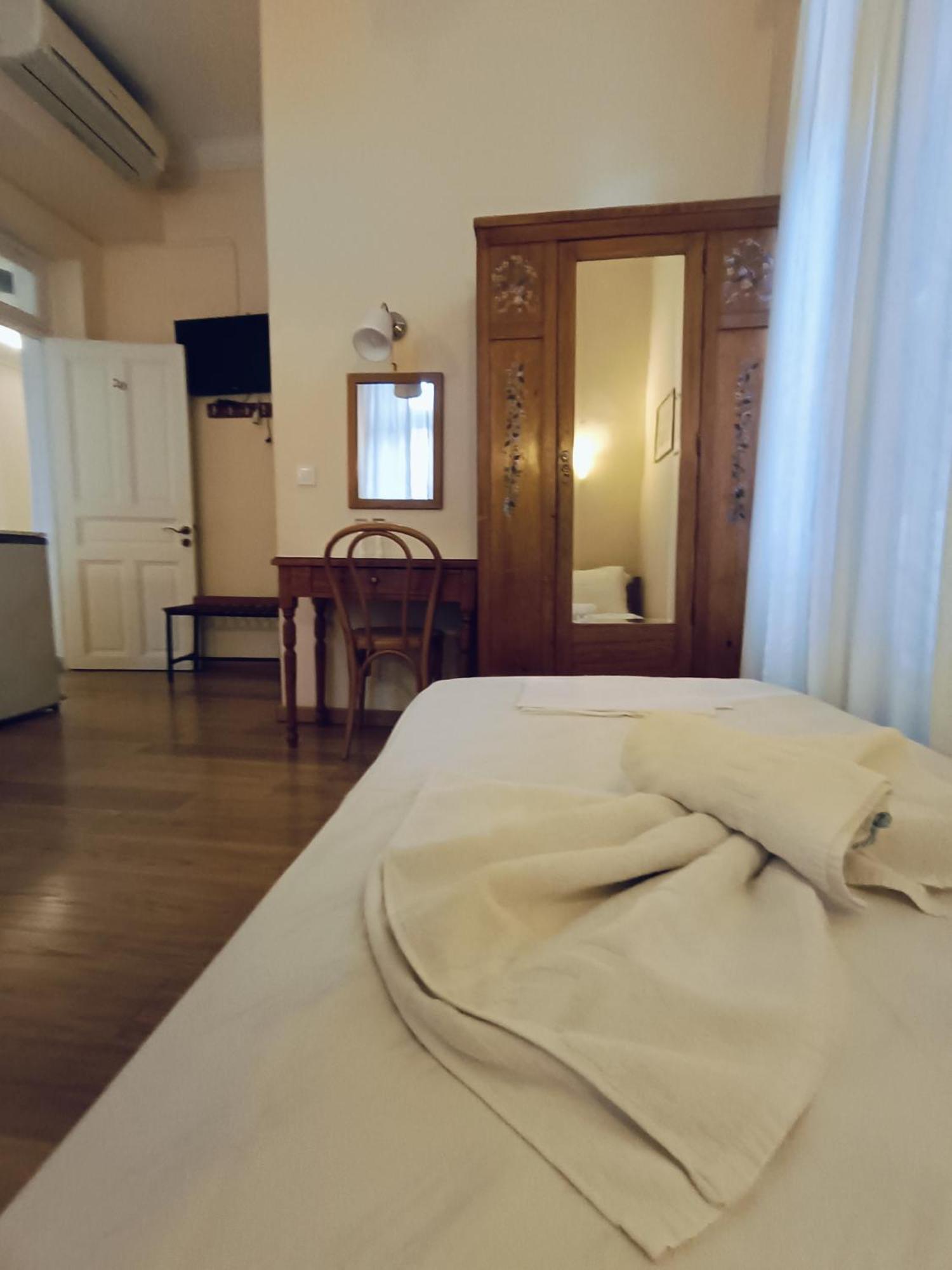 Anesis Hotel Loutra Edipsou  Exterior photo