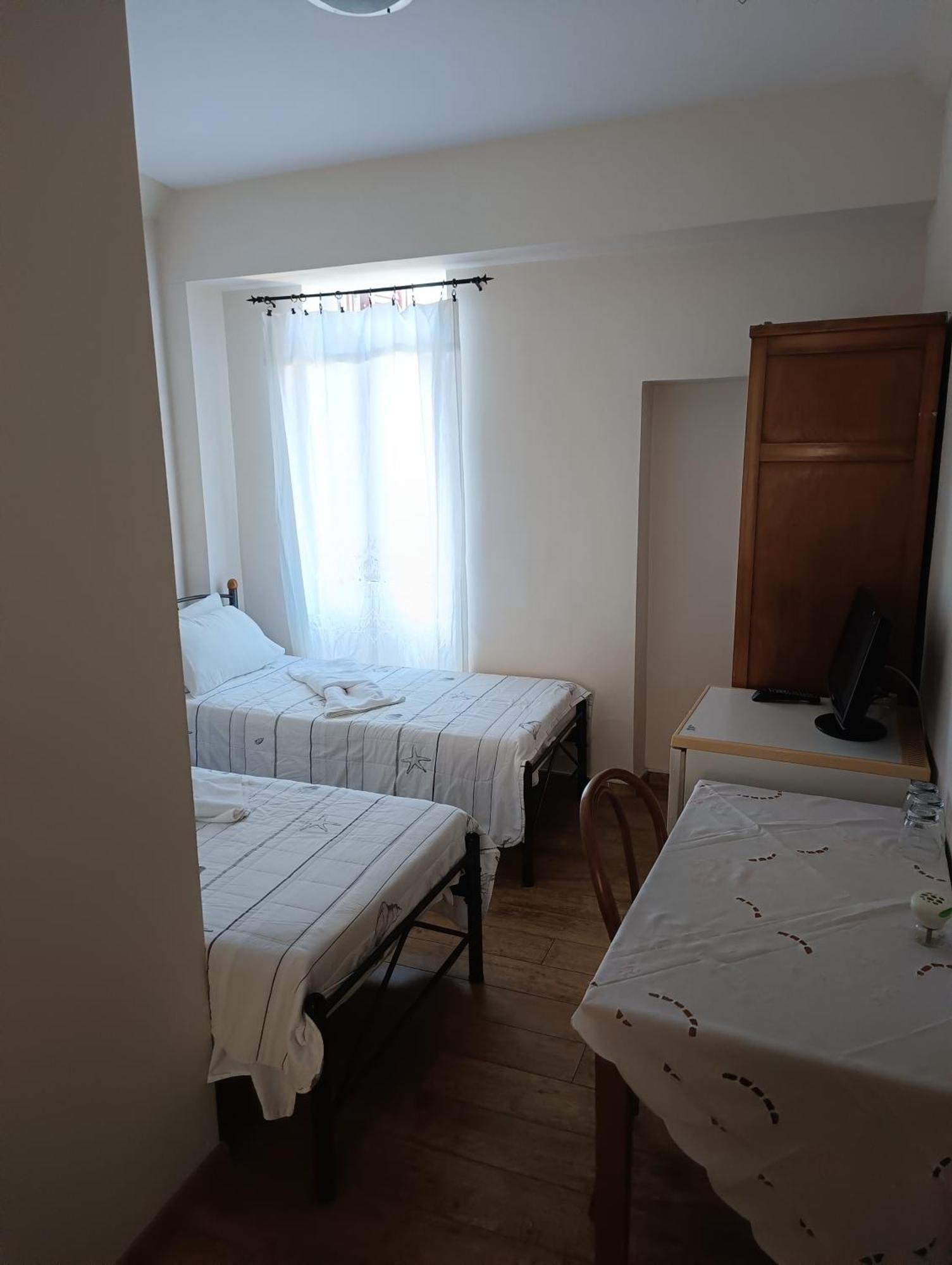 Anesis Hotel Loutra Edipsou  Exterior photo